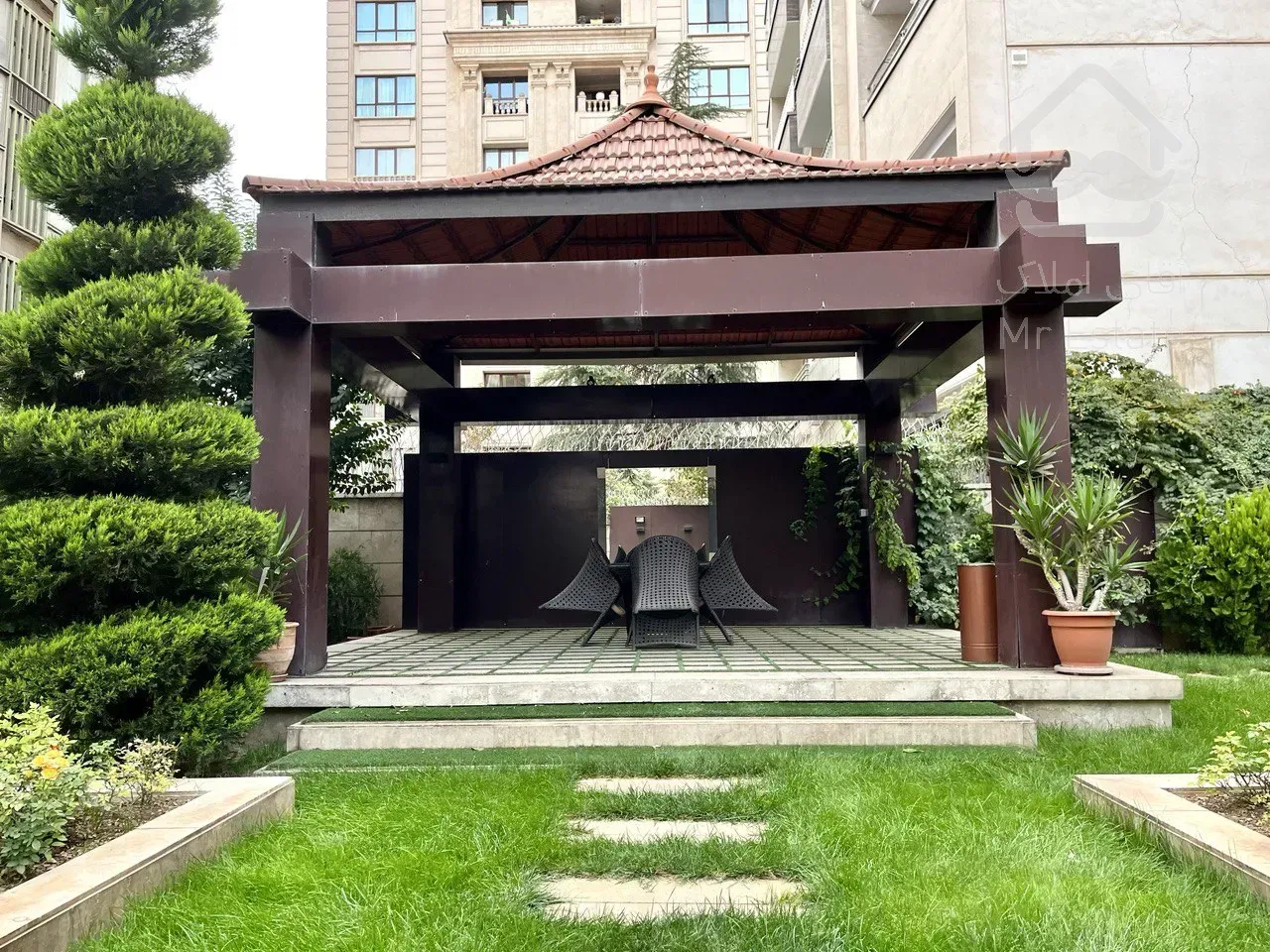 فروش آپارتمان 181 متری در زعفرانیه