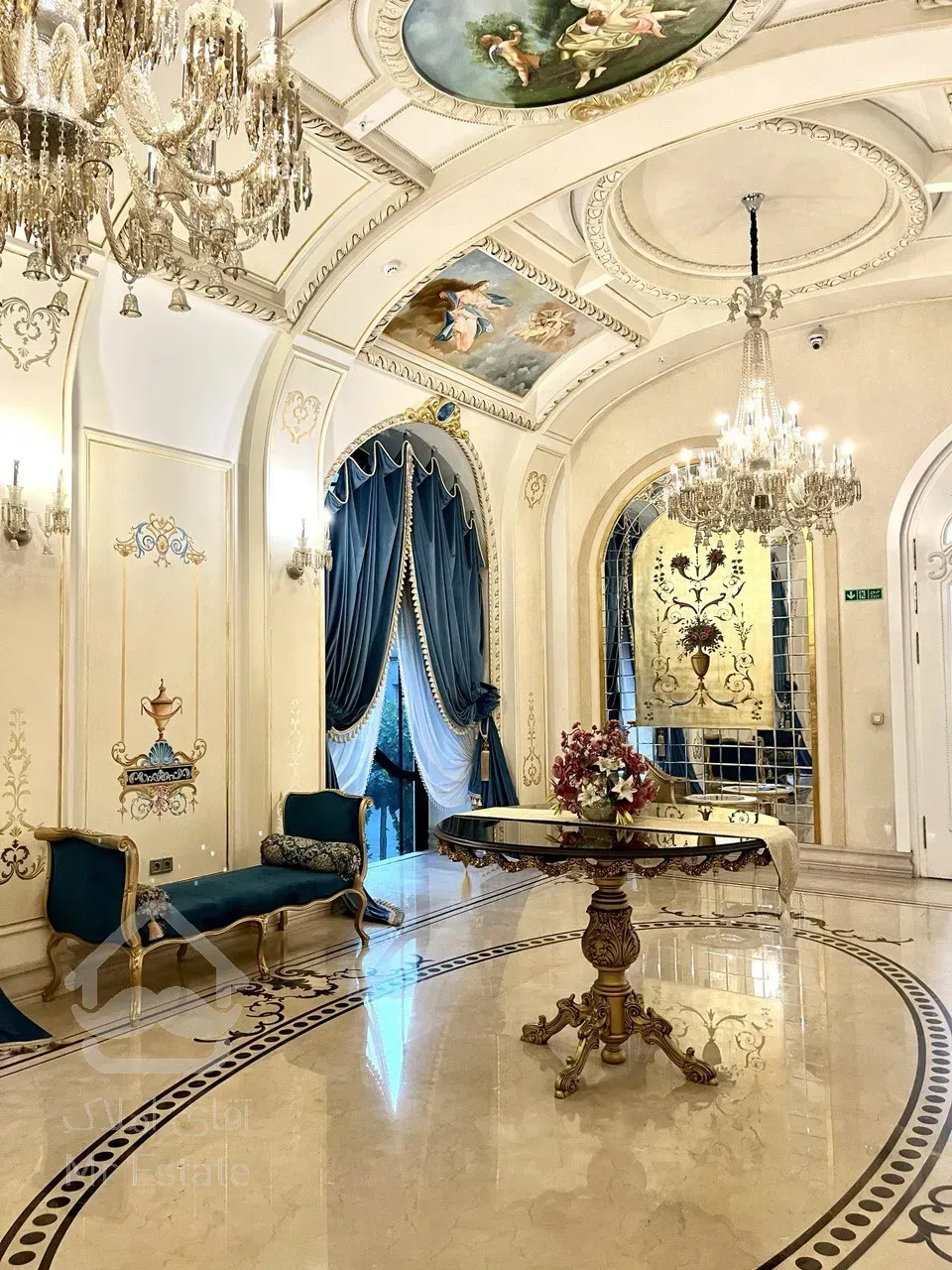 فروش آپارتمان 130 متری در زعفرانیه