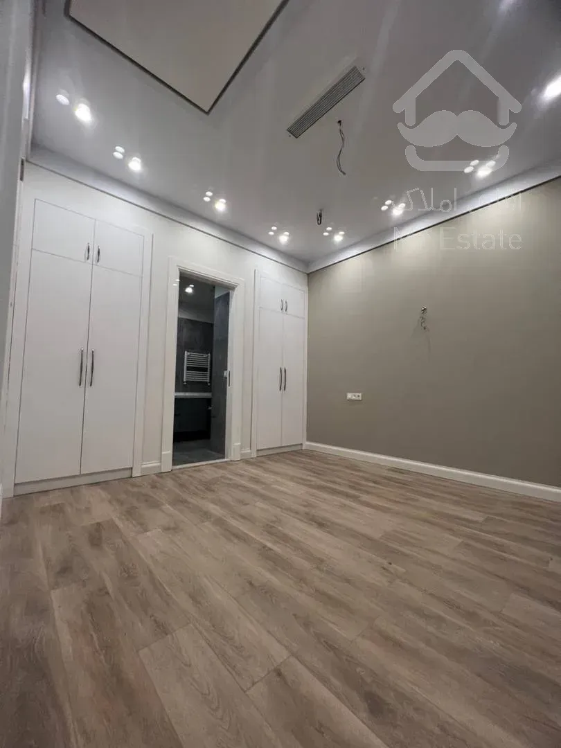 رهن آپارتمان 260 متری در ولنجک