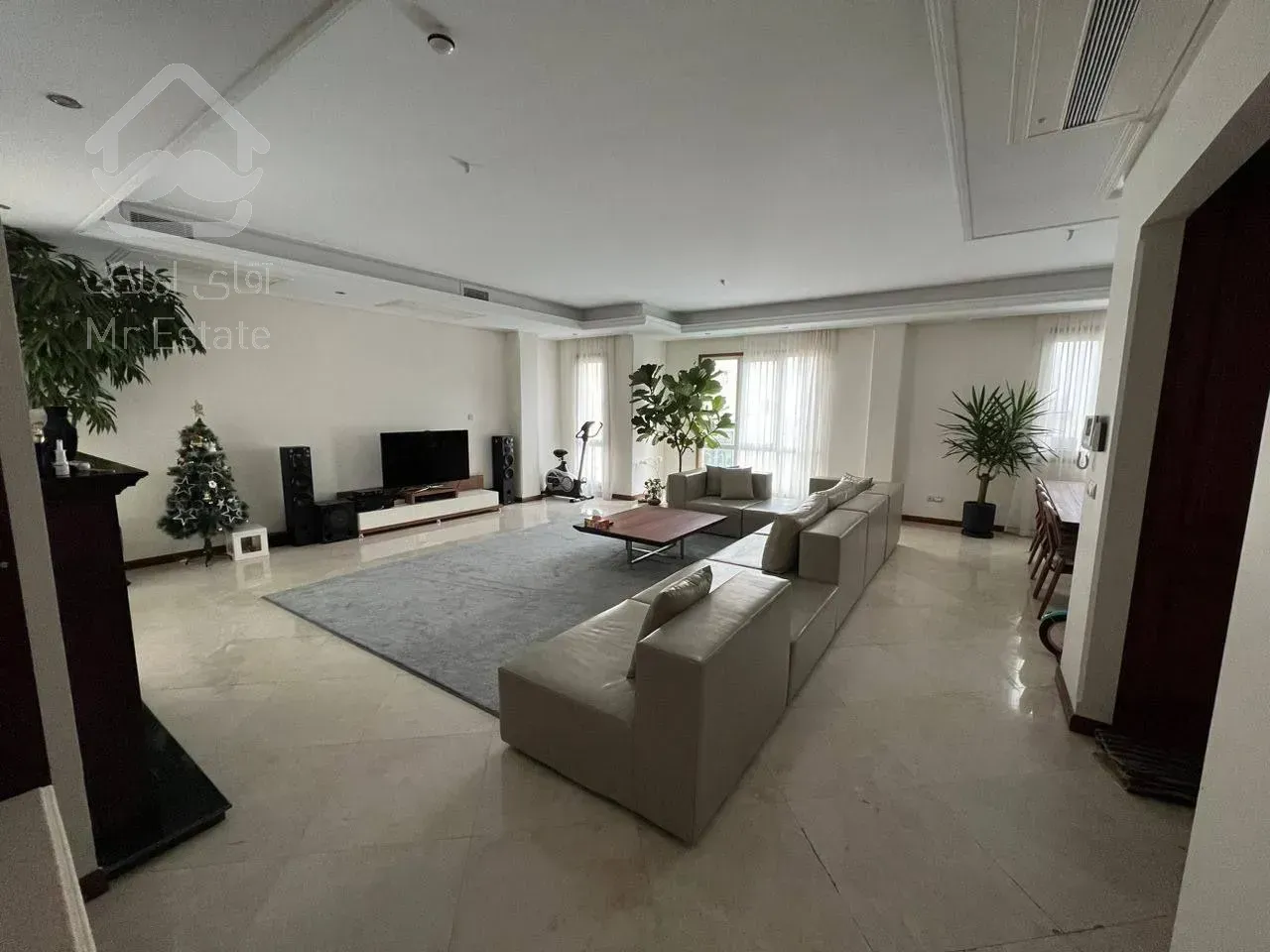 اجاره آپارتمان 175 متری در زعفرانیه