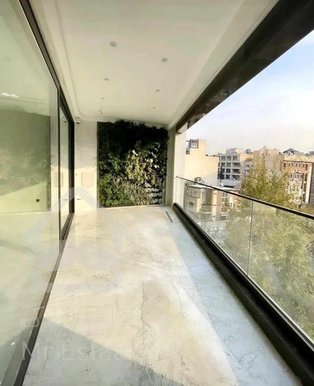 فروش آپارتمان 210 متری در زعفرانیه