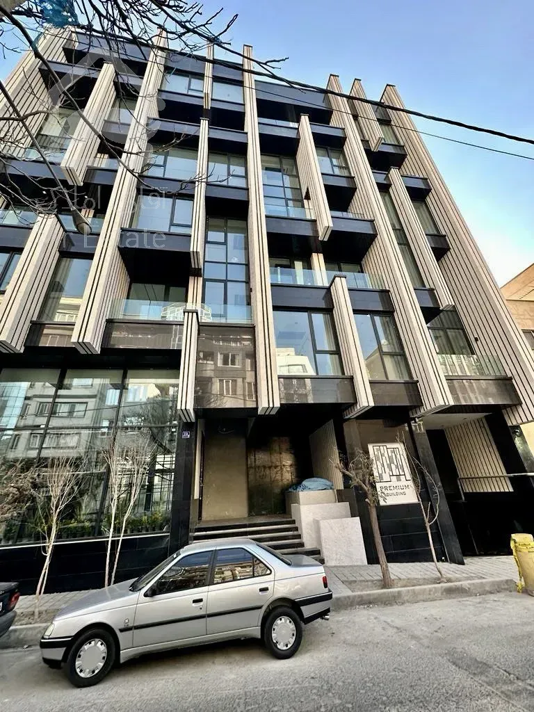 فروش آپارتمان 200 متری در زعفرانیه