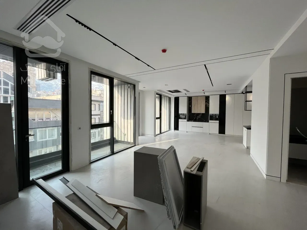 فروش آپارتمان 200 متری در زعفرانیه