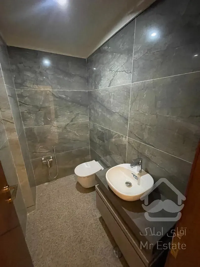 فروش آپارتمان 139 متری در زعفرانیه