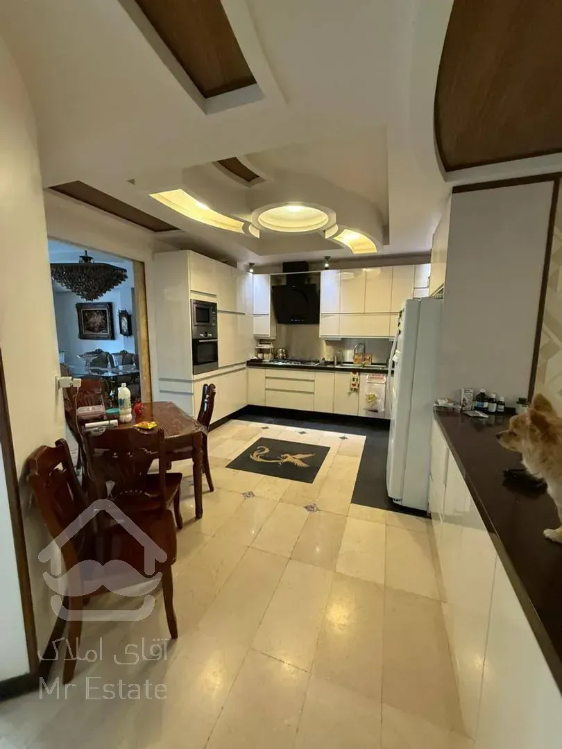 رهن آپارتمان 170 متری در زعفرانیه