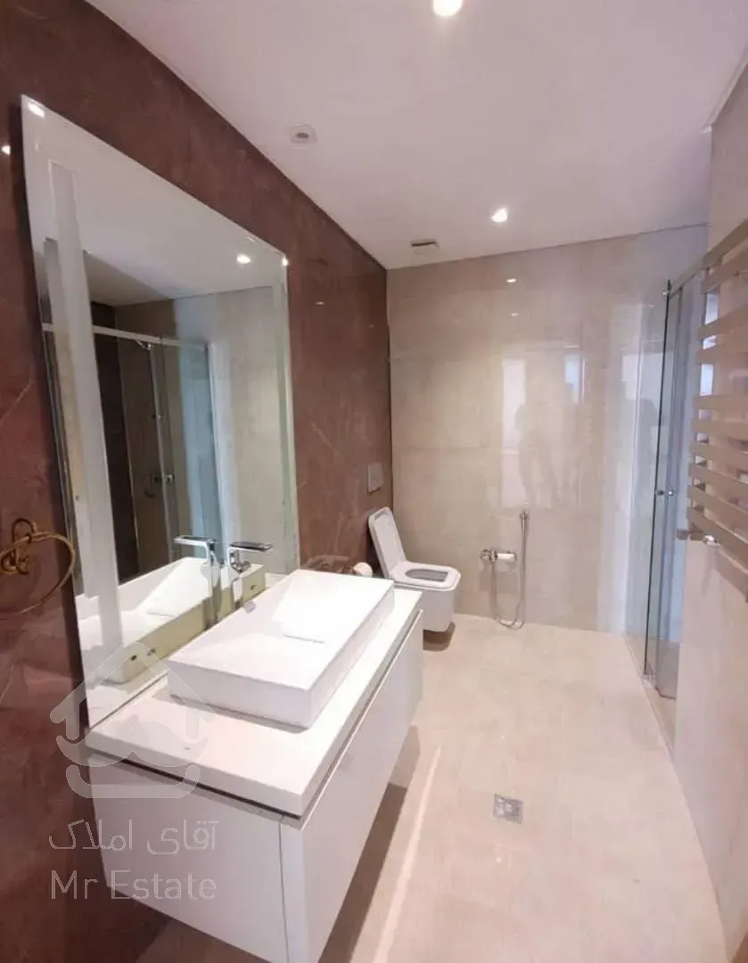 رهن آپارتمان 230 متری در زعفرانیه