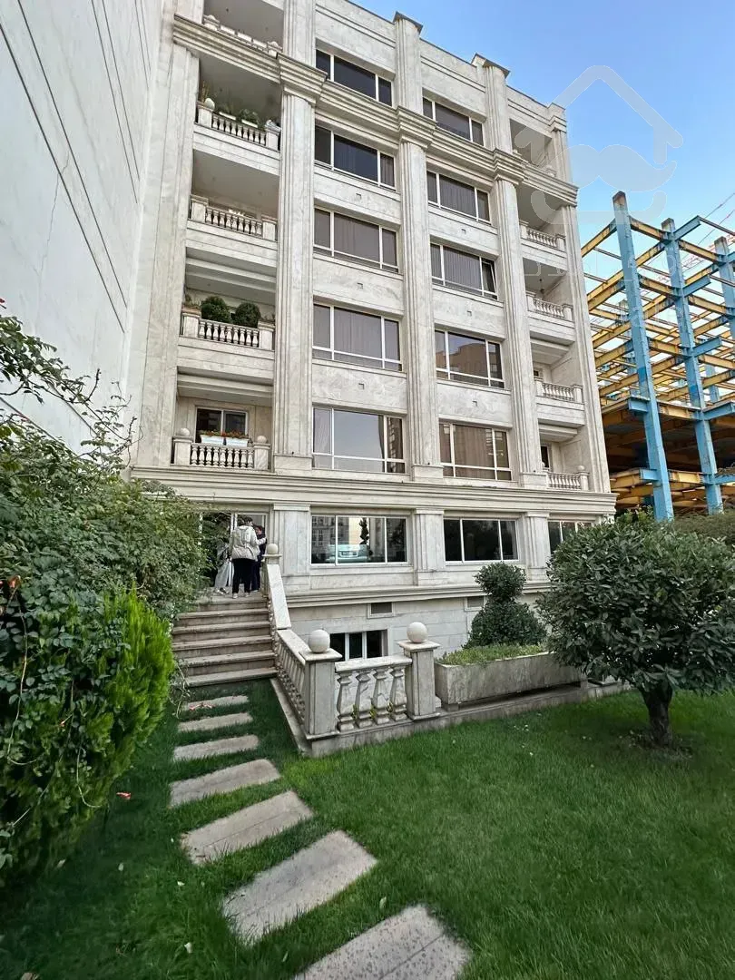 فروش آپارتمان 182 متری در زعفرانیه