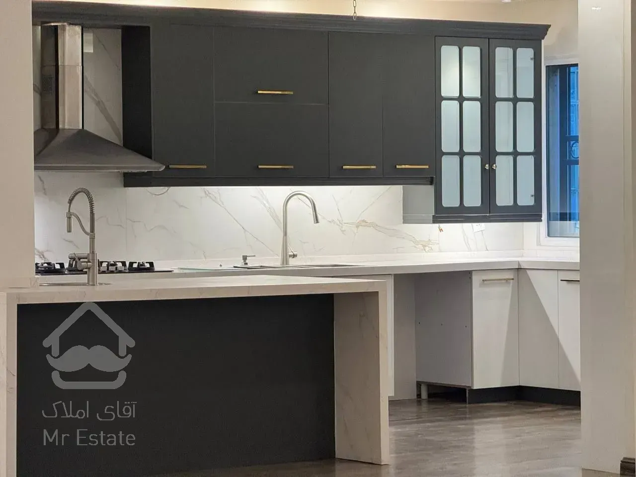 رهن آپارتمان 290 متری در ولنجک