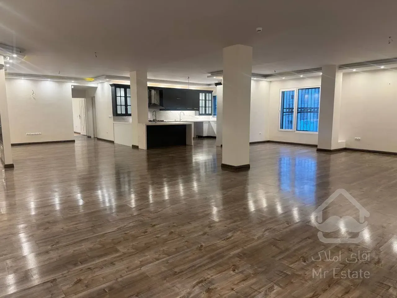 رهن آپارتمان 290 متری در ولنجک