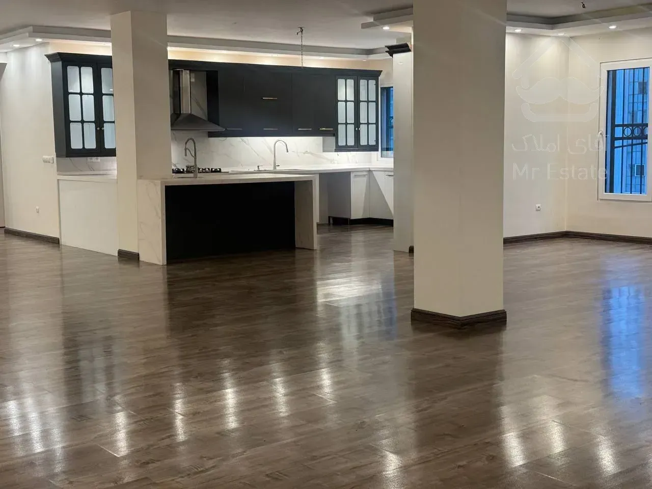 رهن آپارتمان 290 متری در ولنجک