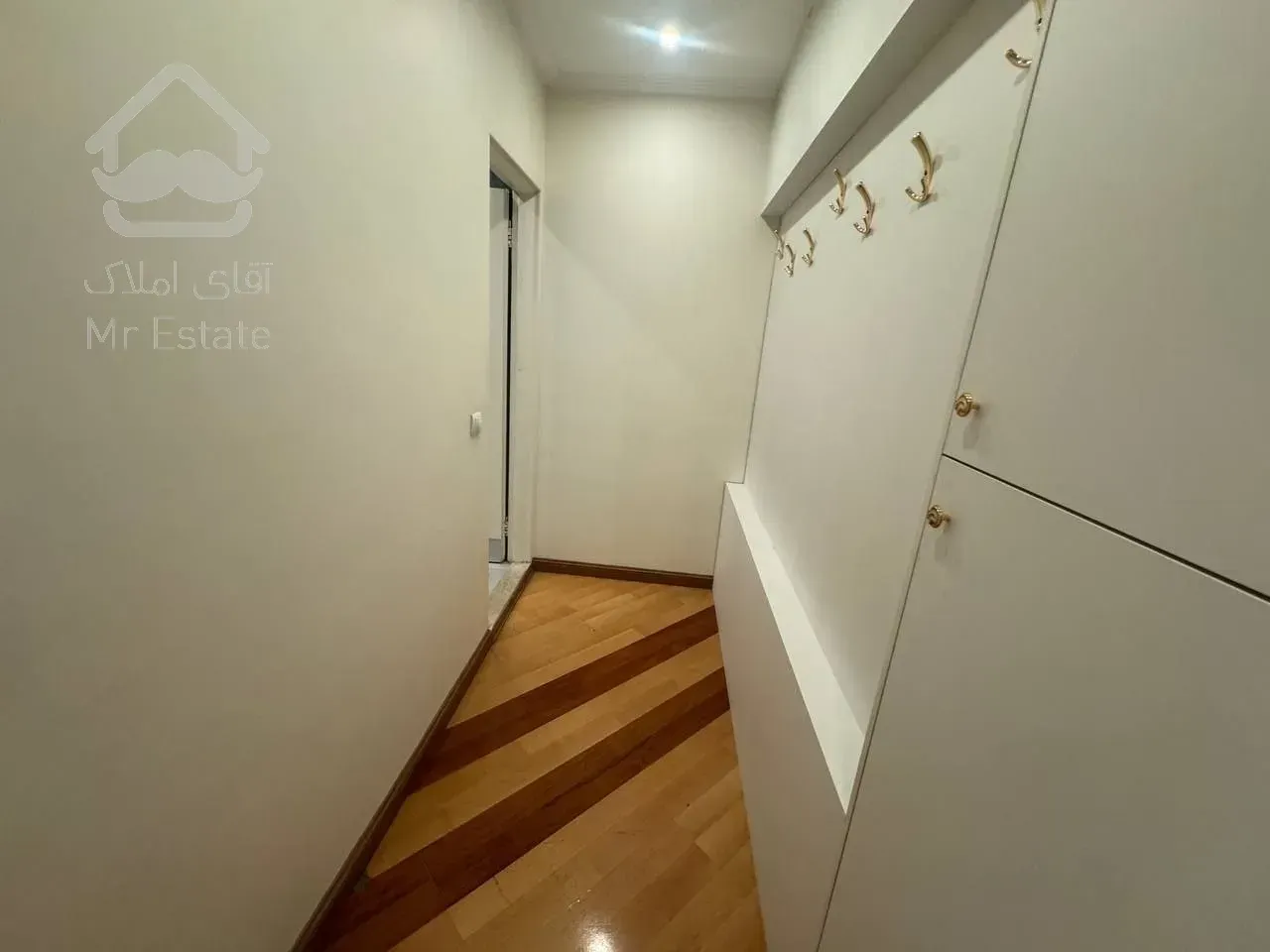 رهن آپارتمان 290 متری در ولنجک