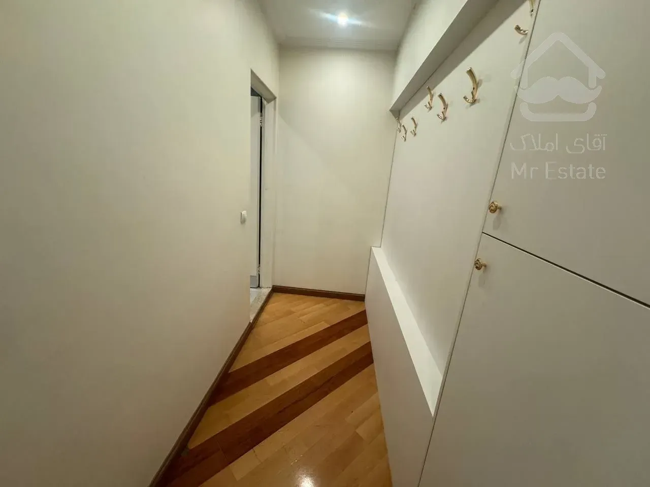 رهن آپارتمان 290 متری در ولنجک