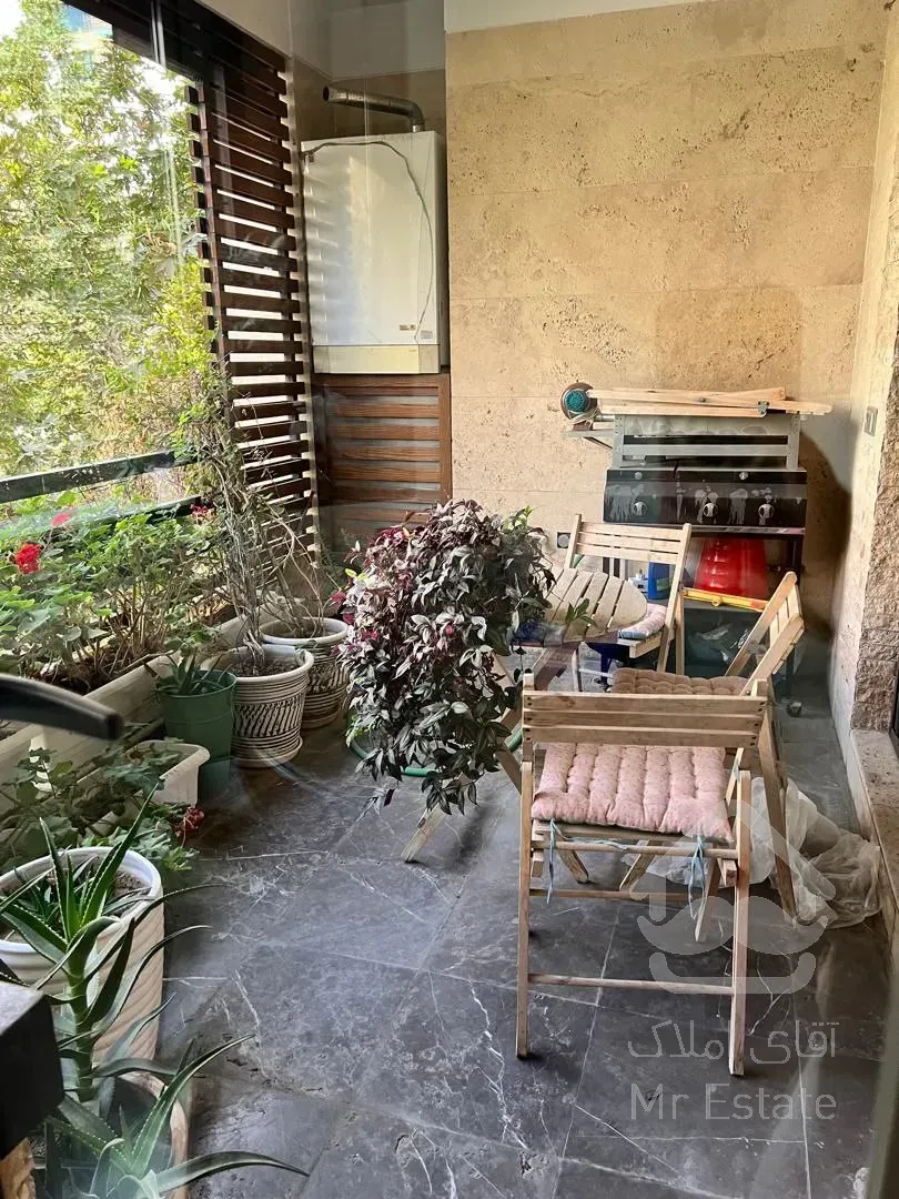 رهن آپارتمان 280 متری در زعفرانیه