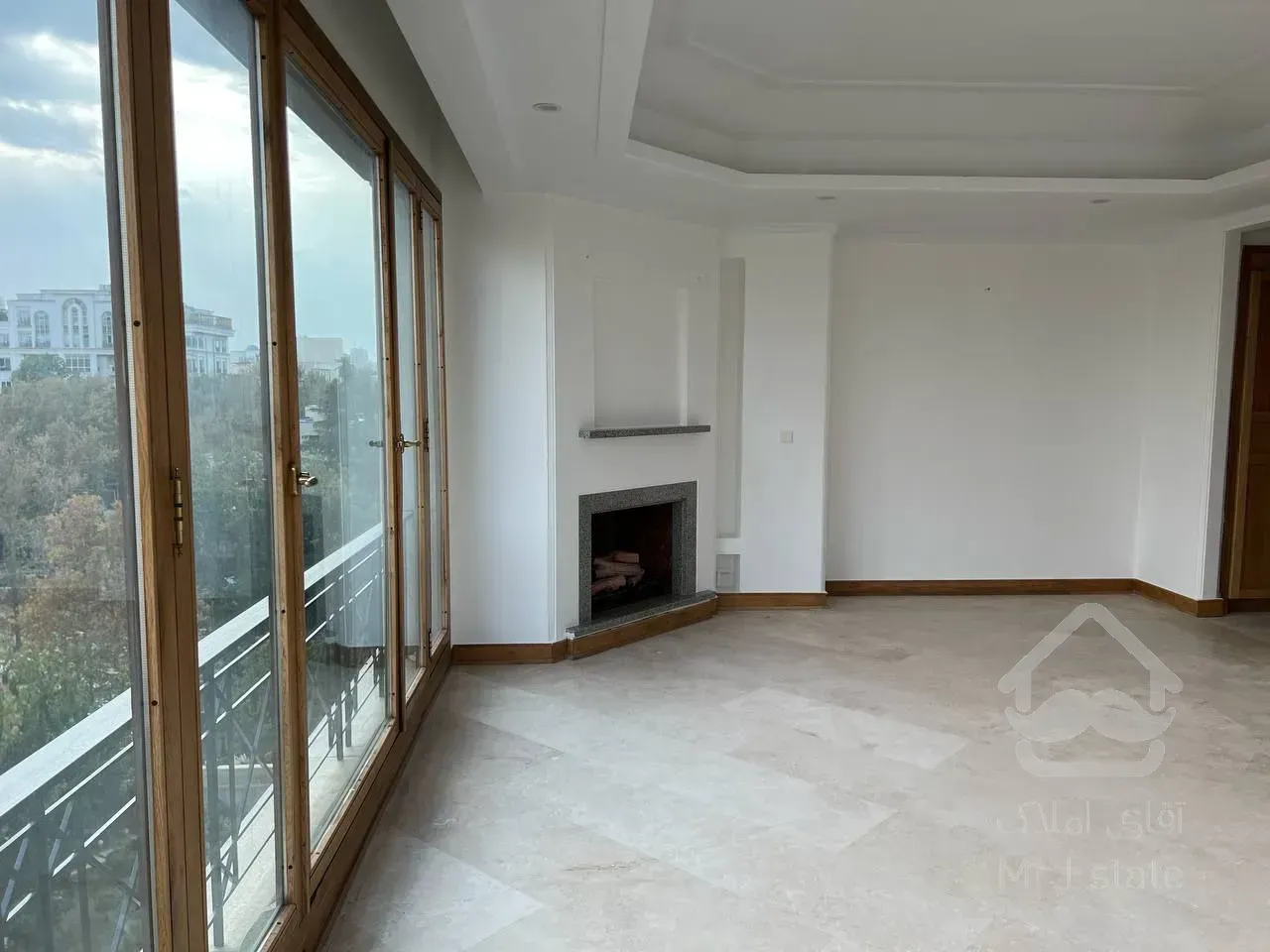 رهن آپارتمان 270 متری در محمودیه