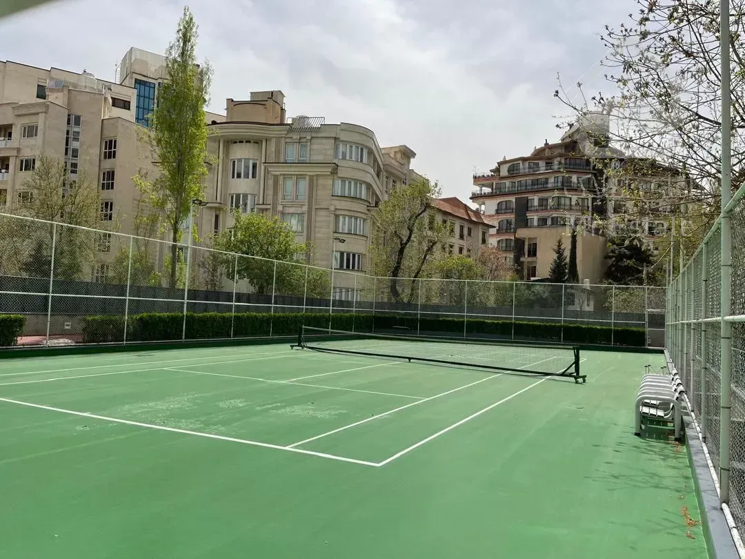 رهن آپارتمان 260 متری در زعفرانیه