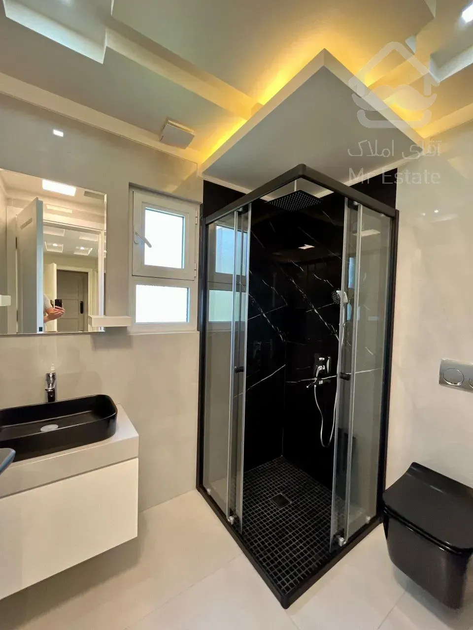 فروش آپارتمان 100 متری در زعفرانیه