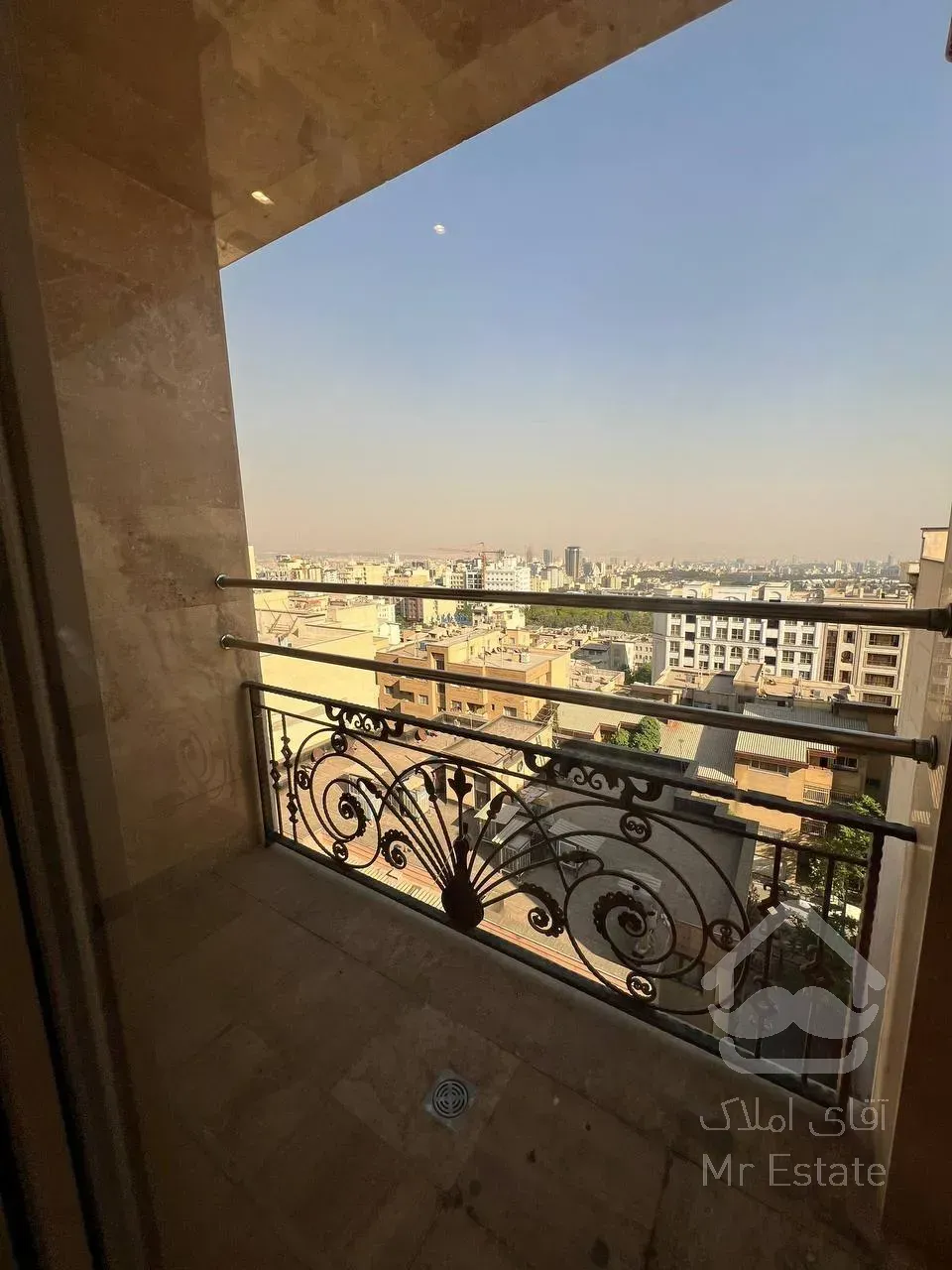 فروش آپارتمان 189 متری در زعفرانیه