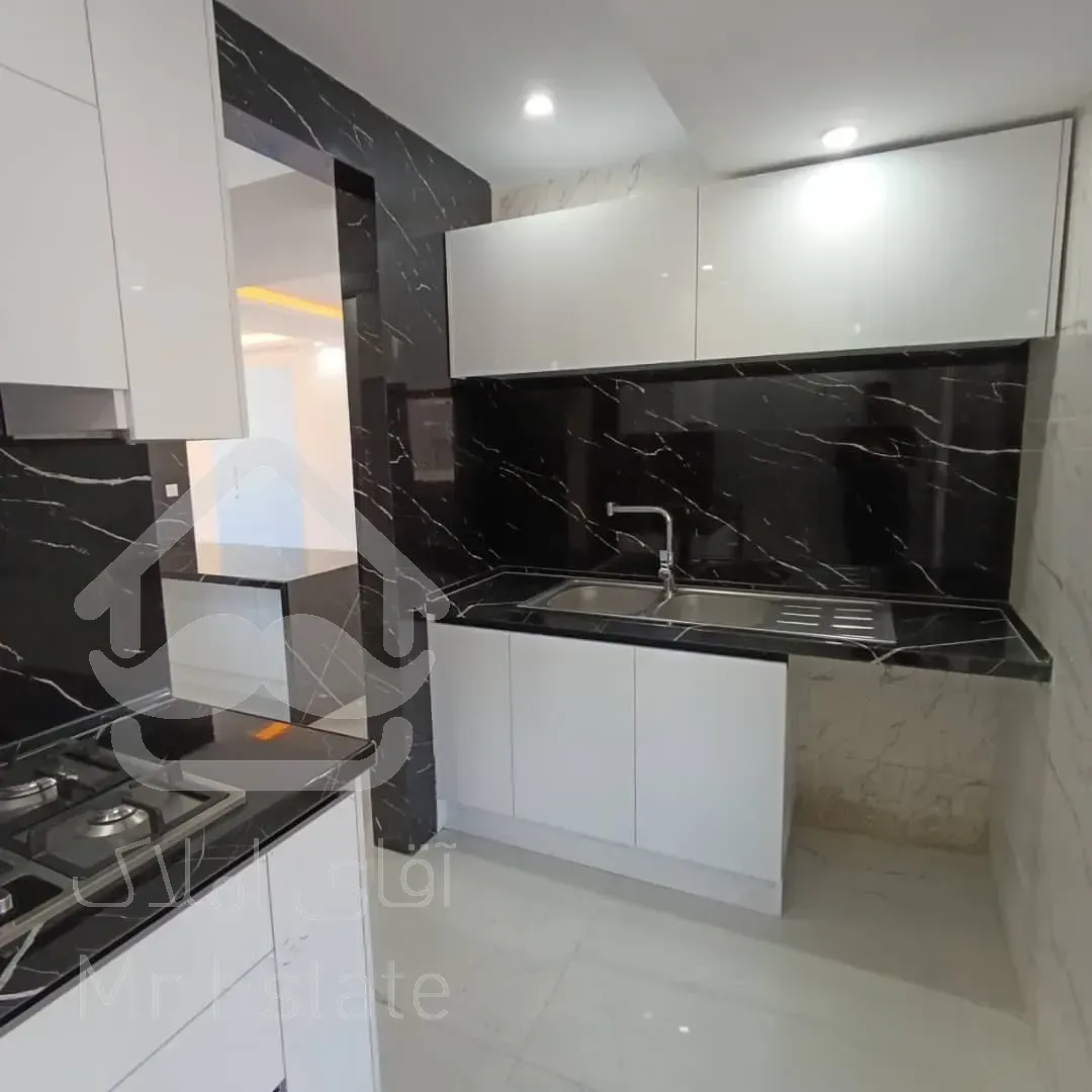 فروش آپارتمان 200 متری در زعفرانیه