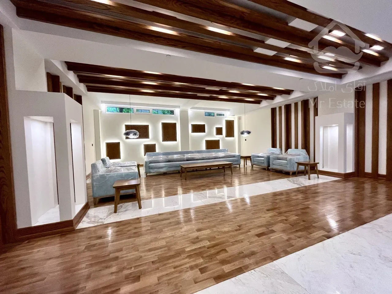 فروش آپارتمان 100 متری در زعفرانیه