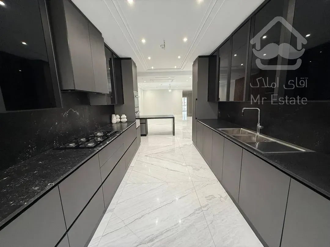 فروش آپارتمان 243 متری در محمودیه