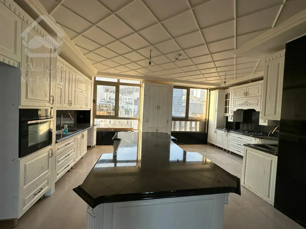 رهن آپارتمان 260 متری در ولنجک