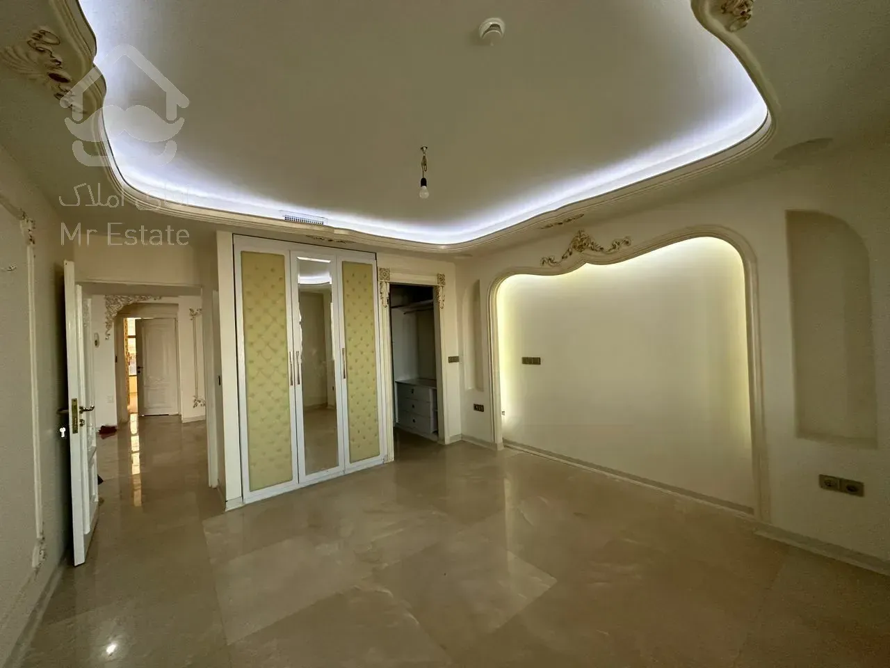 رهن آپارتمان 260 متری در ولنجک