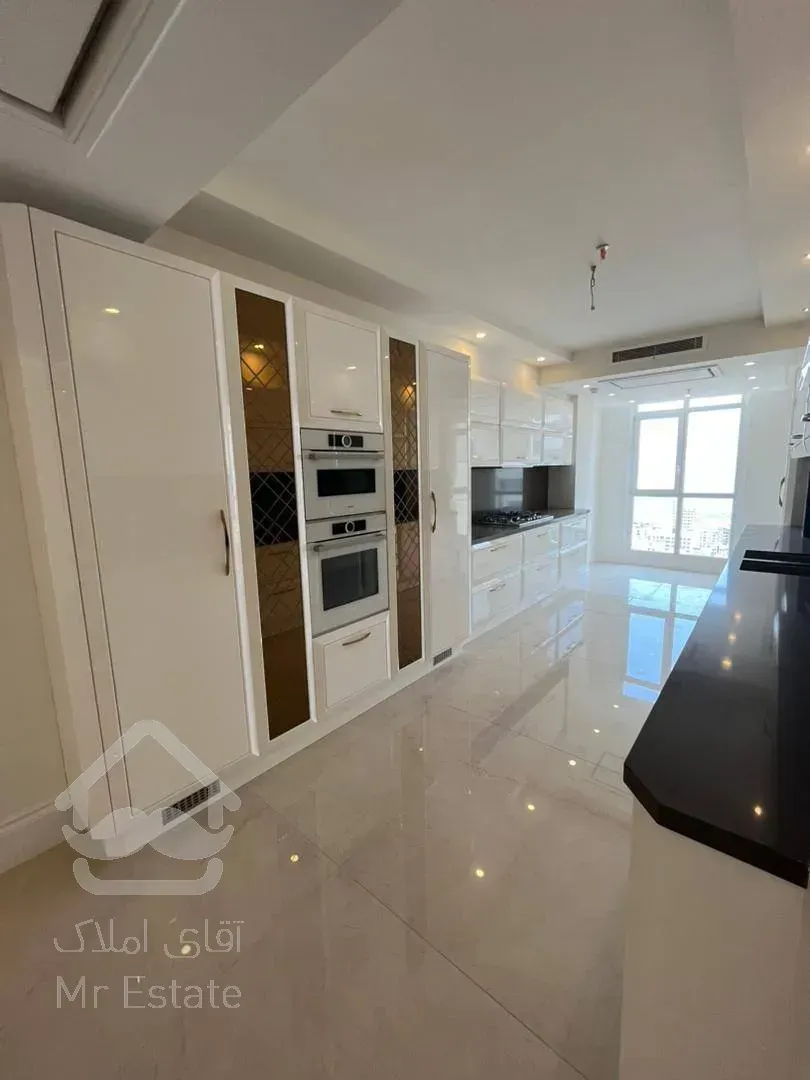 رهن آپارتمان 250 متری در ولنجک