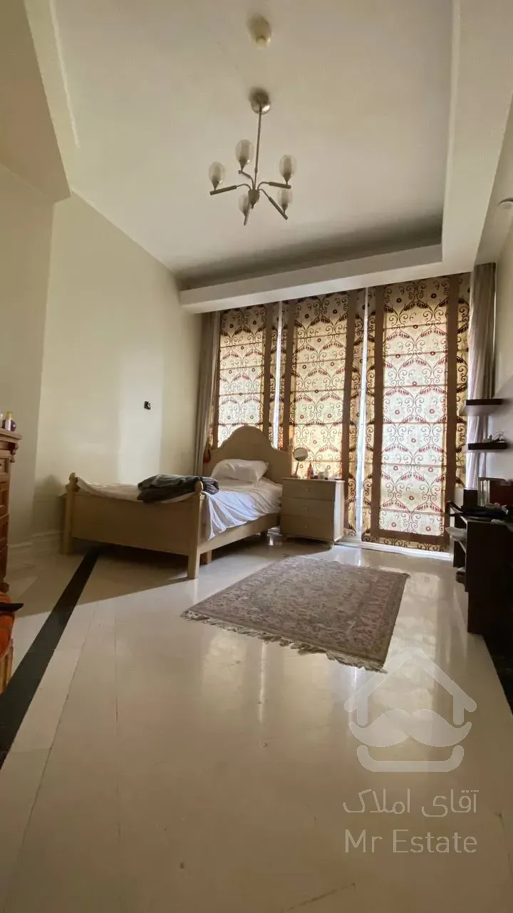 فروش آپارتمان 260 متری در زعفرانیه