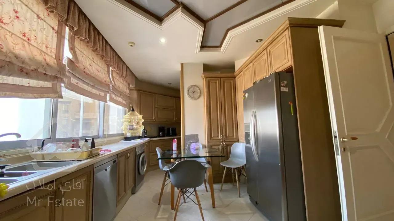 فروش آپارتمان 260 متری در زعفرانیه