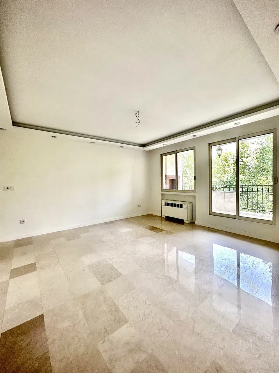 فروش آپارتمان 251 متری در زعفرانیه