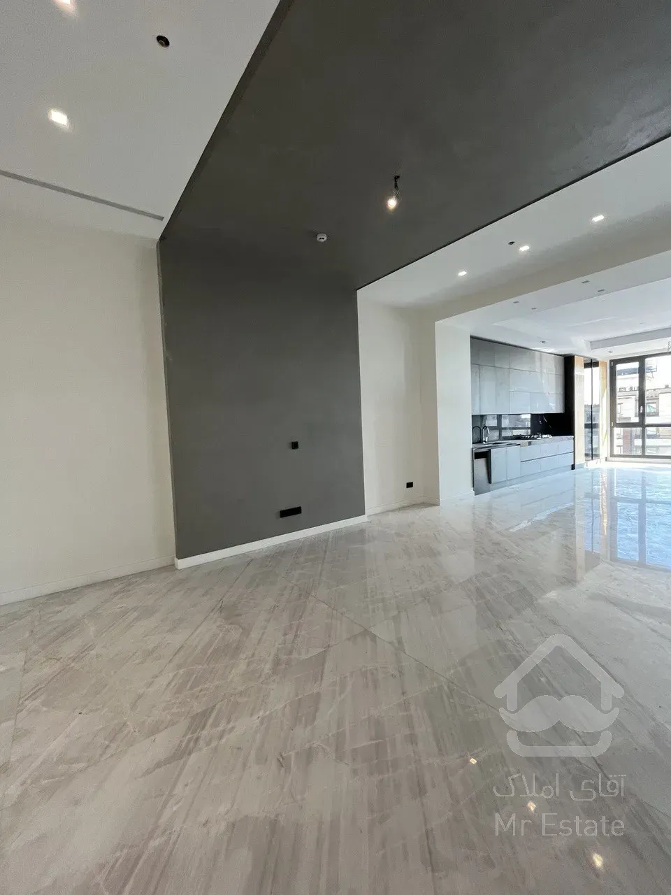 فروش آپارتمان 335 متری در محمودیه