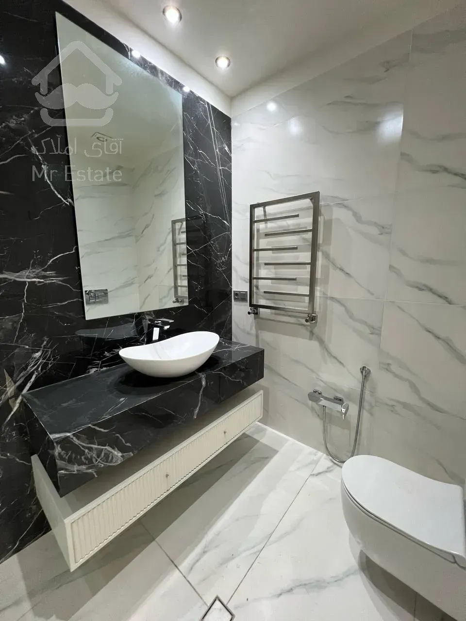 فروش آپارتمان 165 متری در زعفرانیه