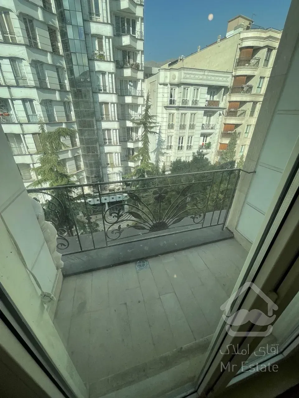 فروش آپارتمان 146 متری در زعفرانیه