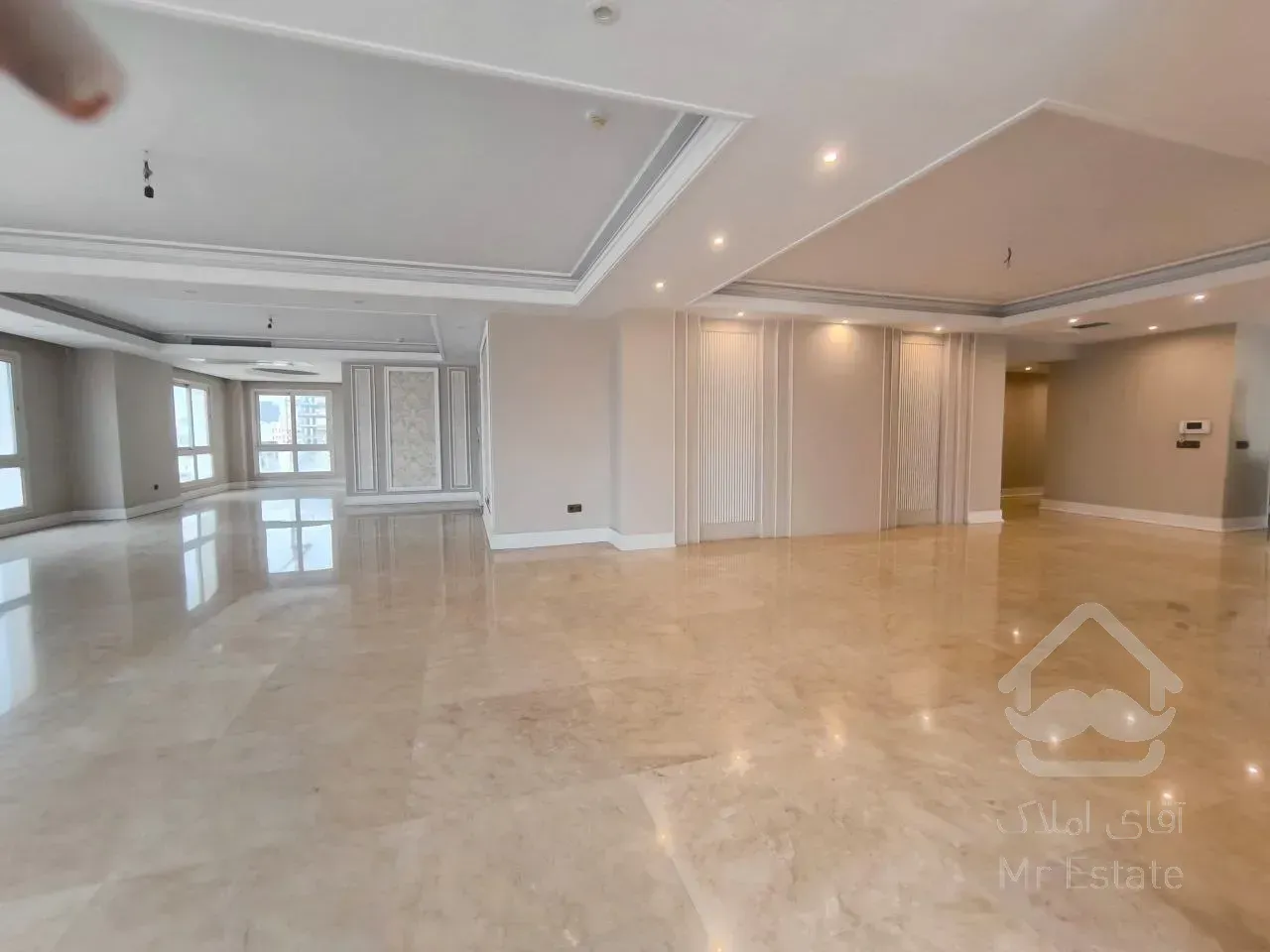 اجاره آپارتمان 370 متری در زعفرانیه