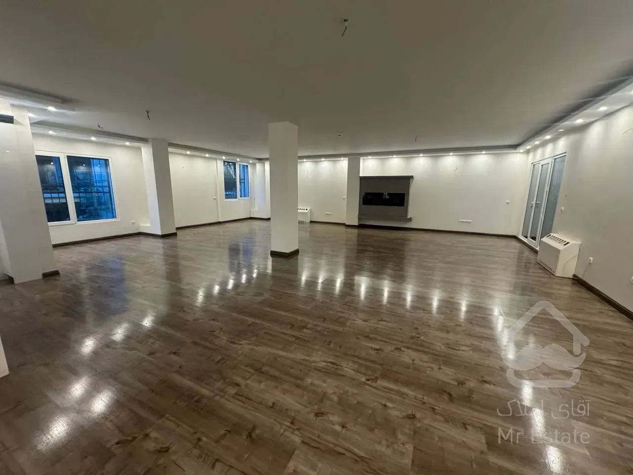 رهن آپارتمان 290 متری در ولنجک