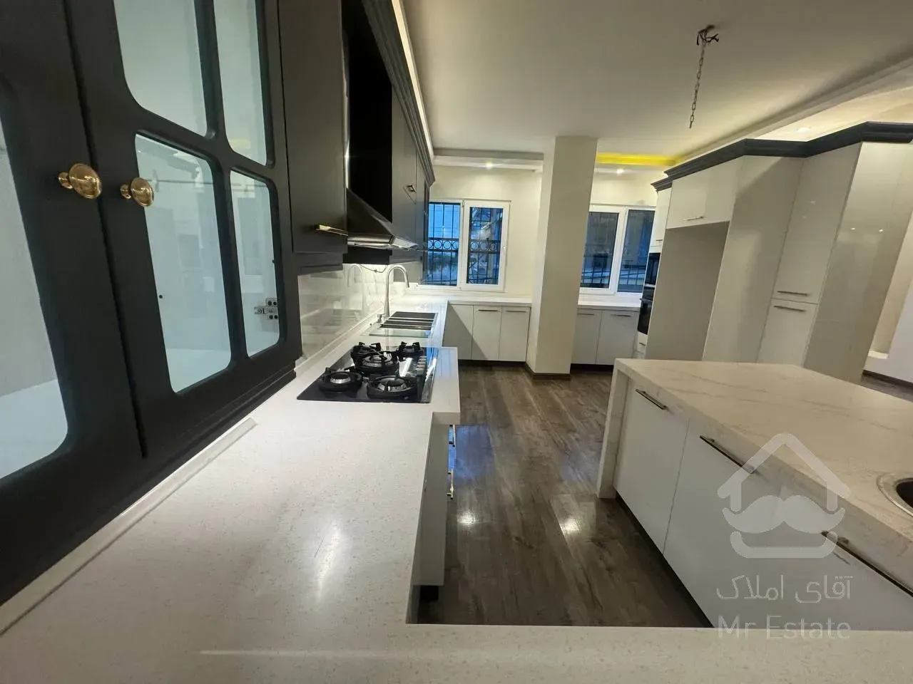 رهن آپارتمان 290 متری در ولنجک