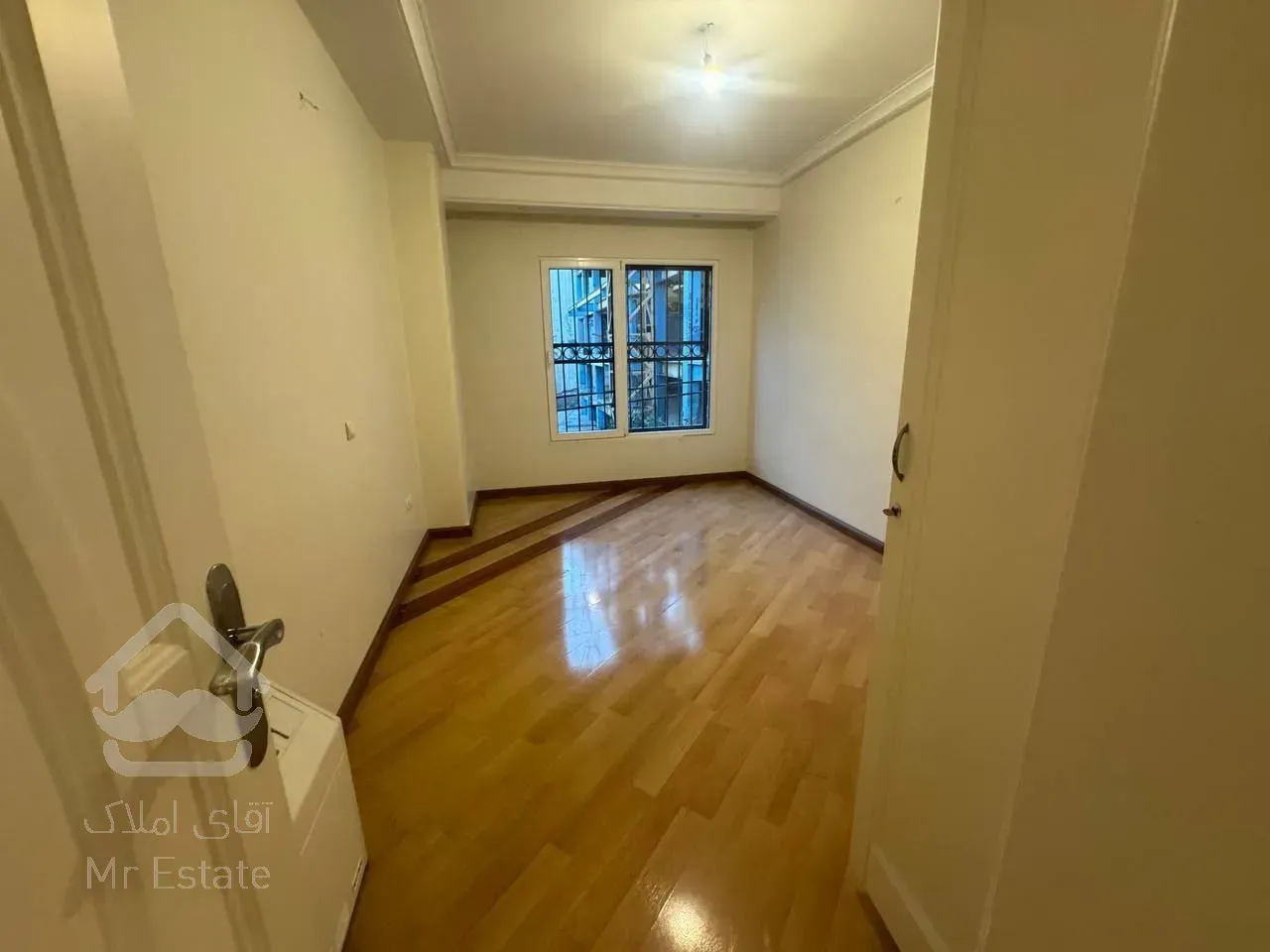 رهن آپارتمان 290 متری در ولنجک