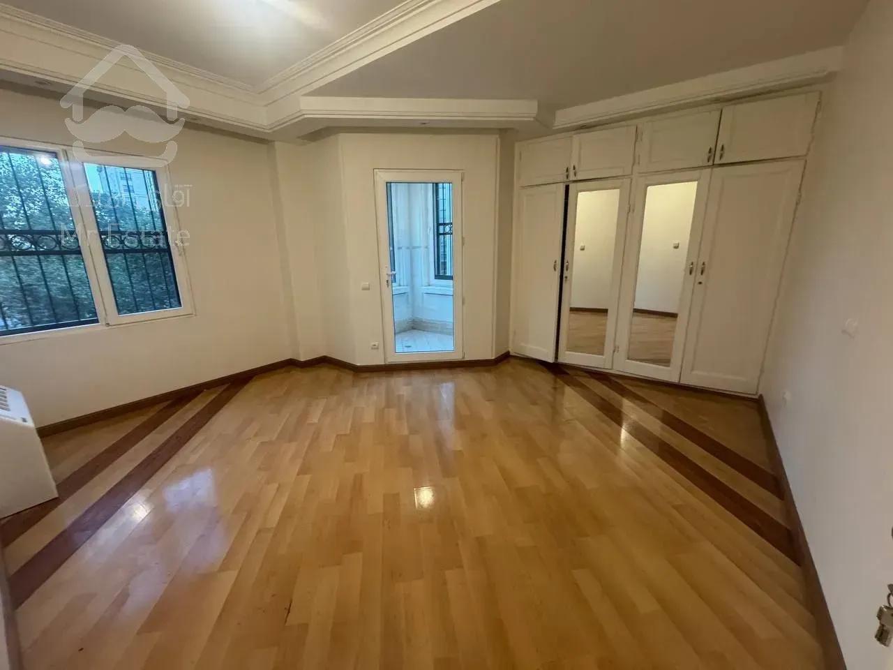 رهن آپارتمان 290 متری در ولنجک