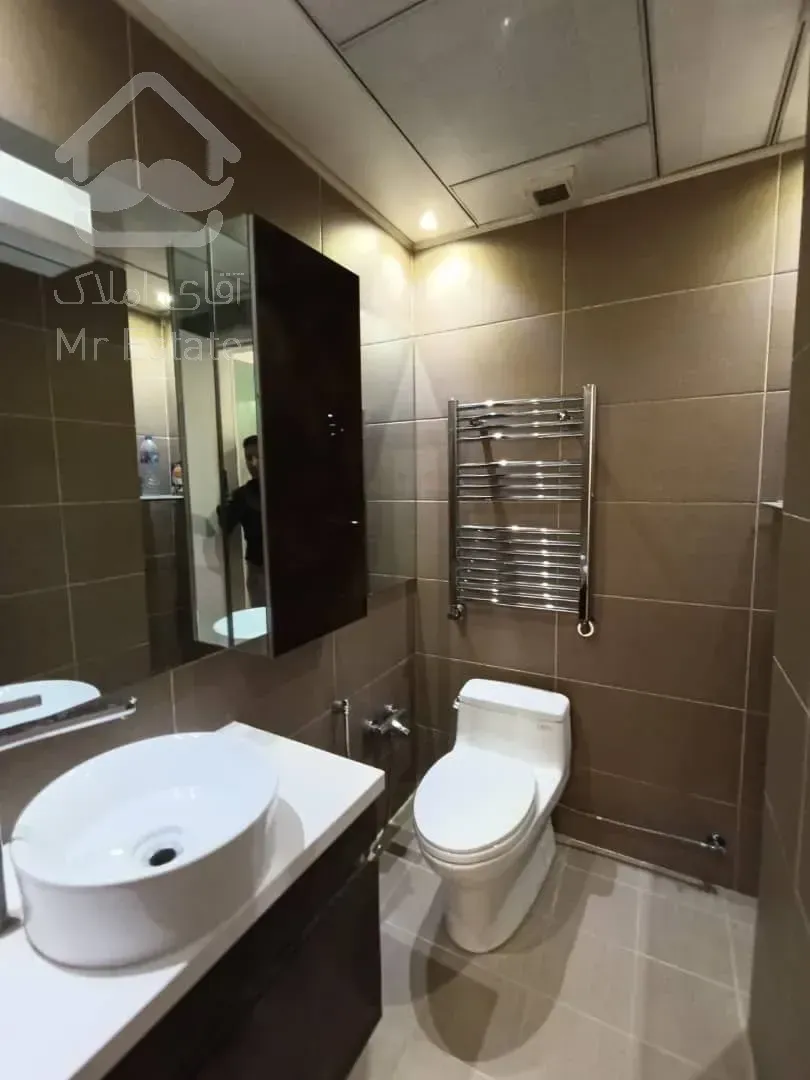 رهن آپارتمان 185 متری در زعفرانیه