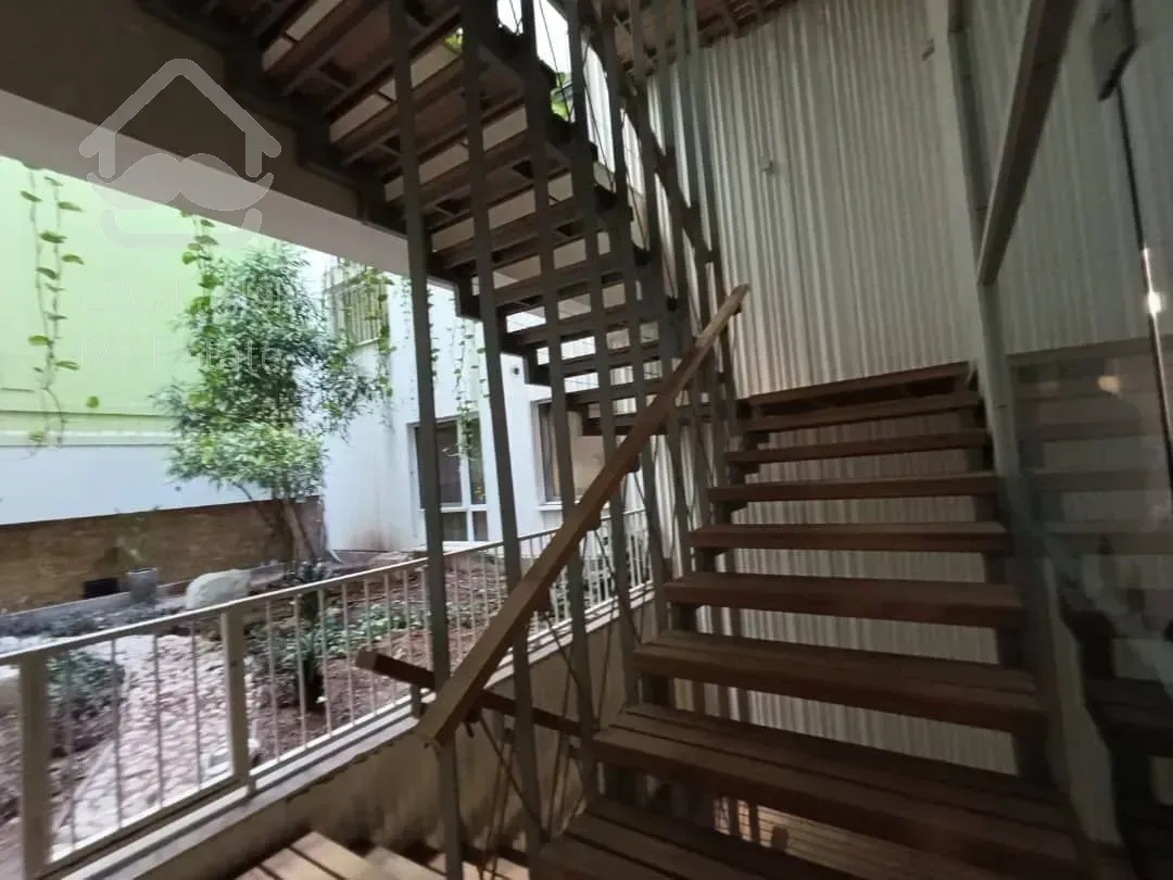 رهن آپارتمان 185 متری در زعفرانیه