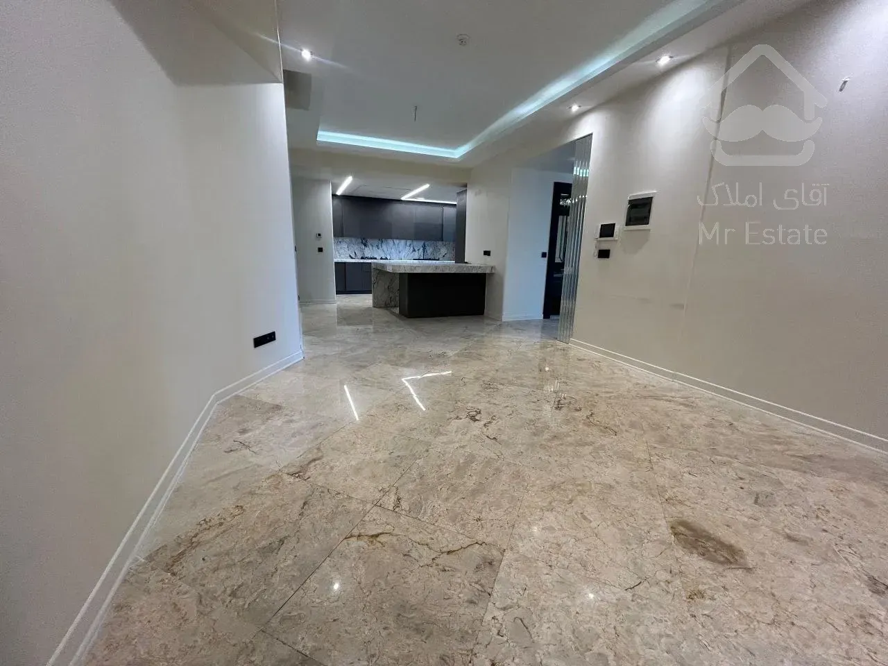 رهن آپارتمان 230 متری در زعفرانیه