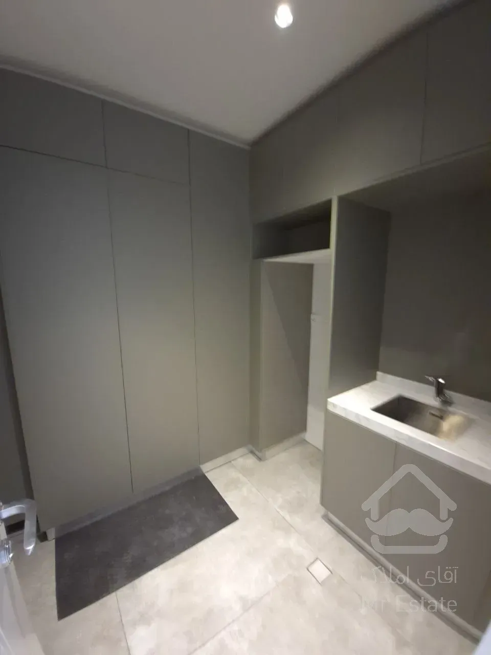 رهن آپارتمان 340 متری در فرشته