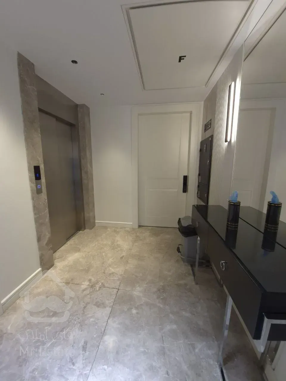 رهن آپارتمان 340 متری در فرشته