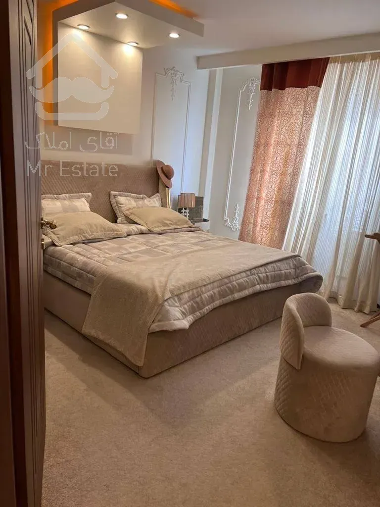 فروش آپارتمان 168 متری در محودیه