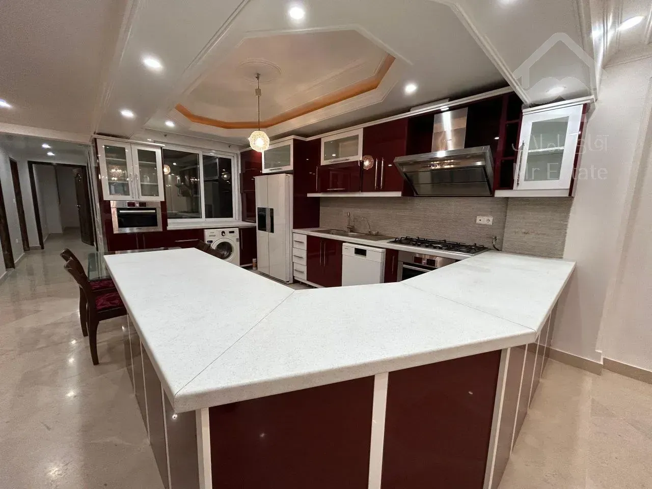 رهن آپارتمان 175 متری در زعفرانیه