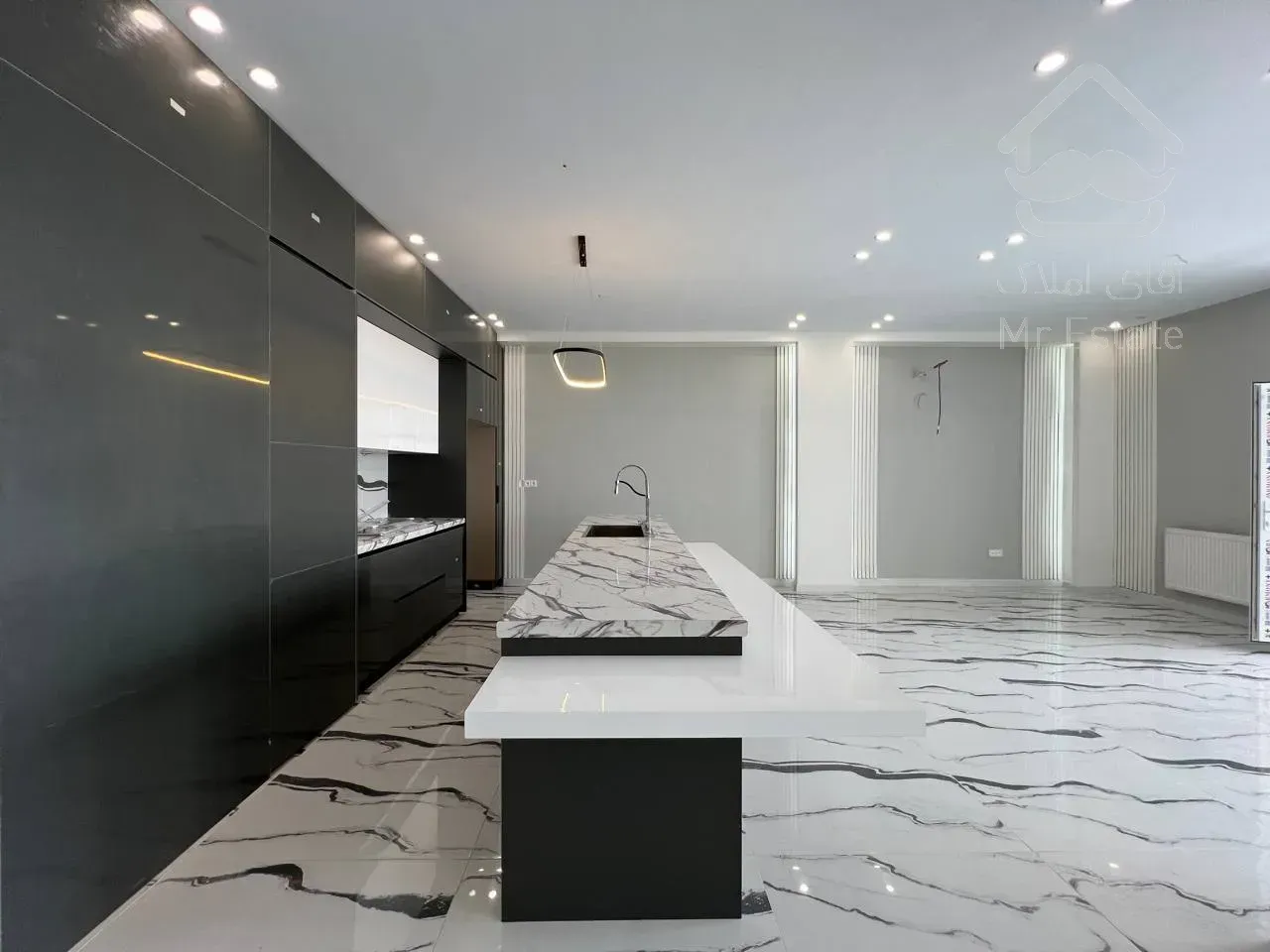 فروش آپارتمان 216 متری در زعفرانیه