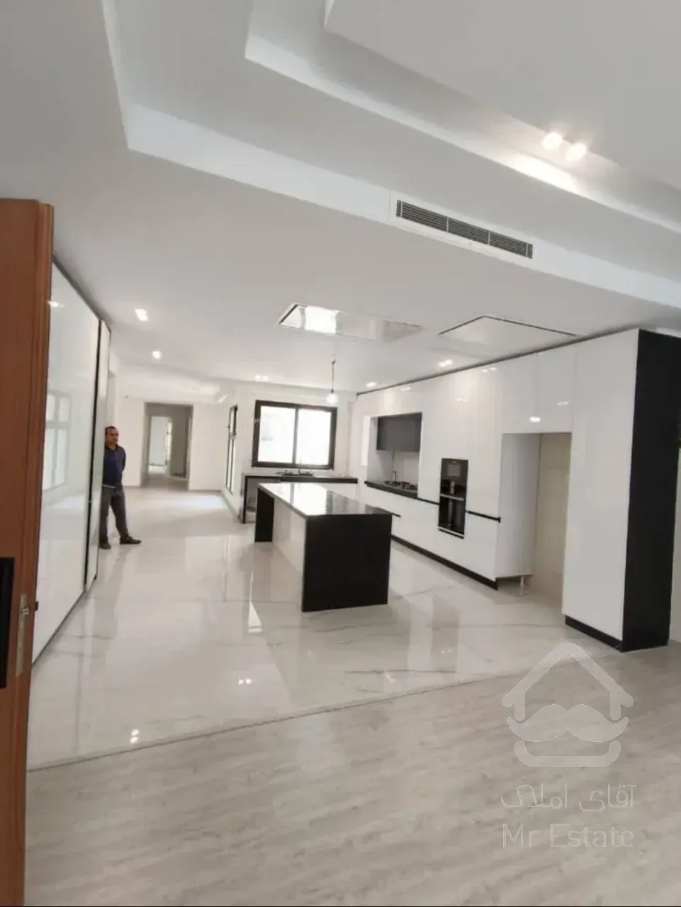 رهن آپارتمان 280 متری در ولنجک