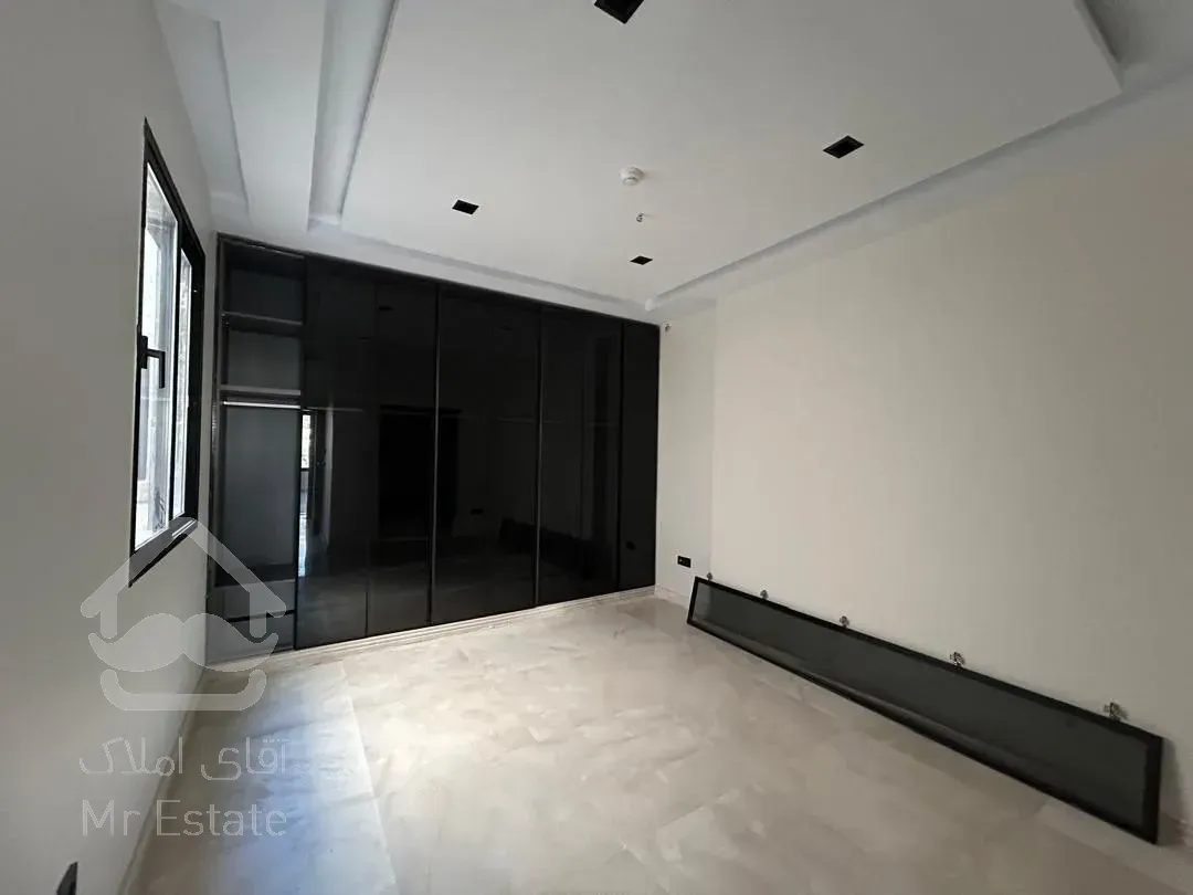 رهن آپارتمان 235 متری در ولنجک