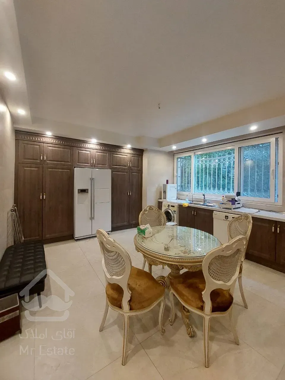 اجاره آپارتمان 240 متری در ولنجک