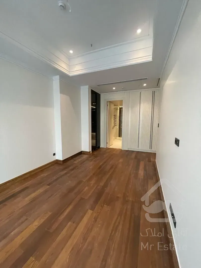 رهن آپارتمان 320 متری در زعفرانیه